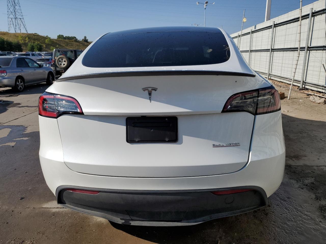 7SAYGDEF9PF812236 2023 Tesla Model Y