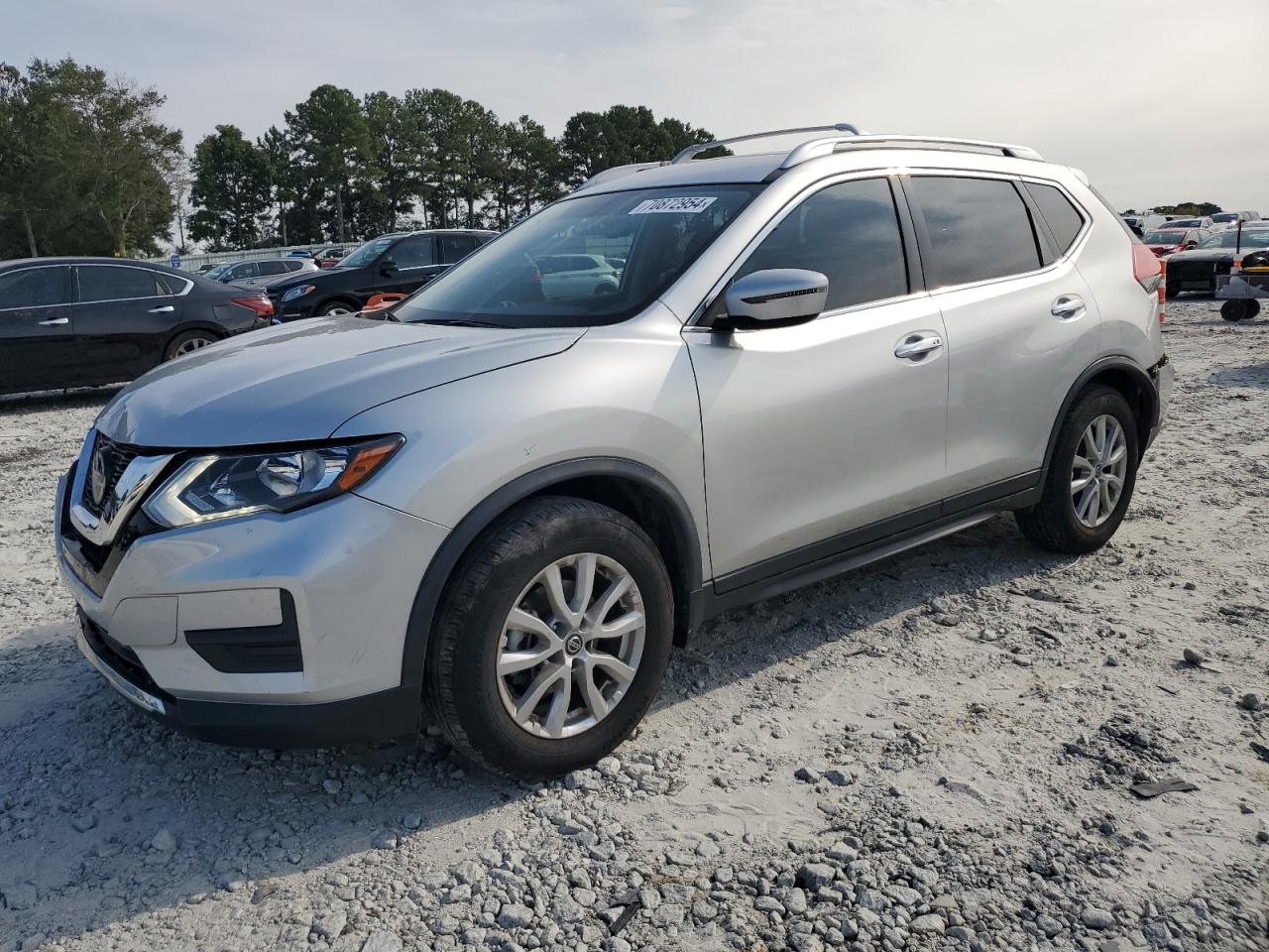 2018 Nissan Rogue S VIN: JN8AT2MT7JW489995 Lot: 70872954