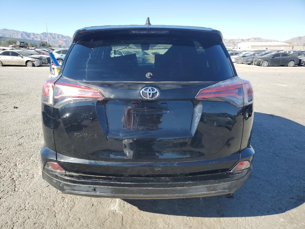 2T3WFREV4HW331432 2017 Toyota Rav4 Xle