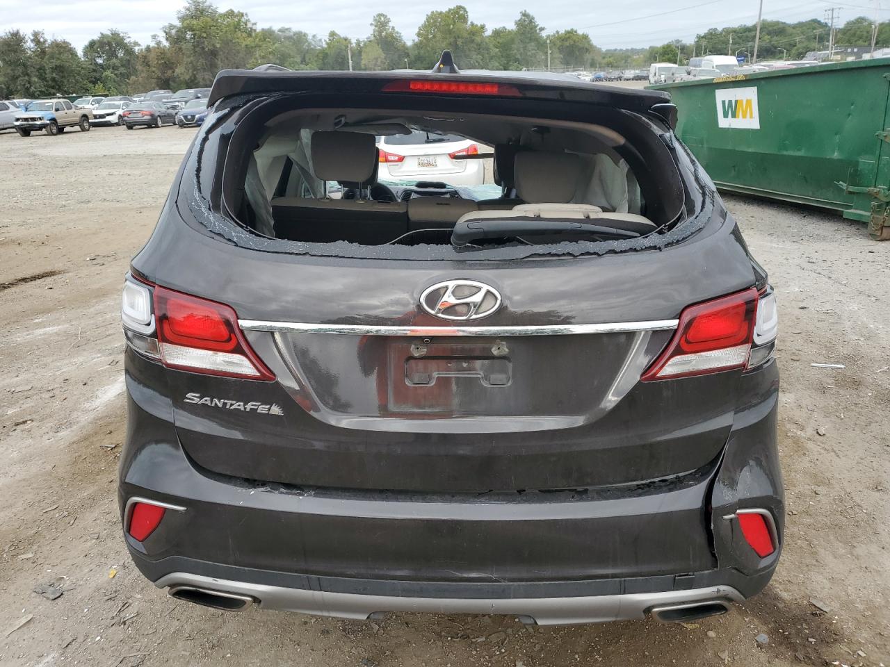 2017 Hyundai Santa Fe Se VIN: KM8SM4HF6HU213046 Lot: 71322694