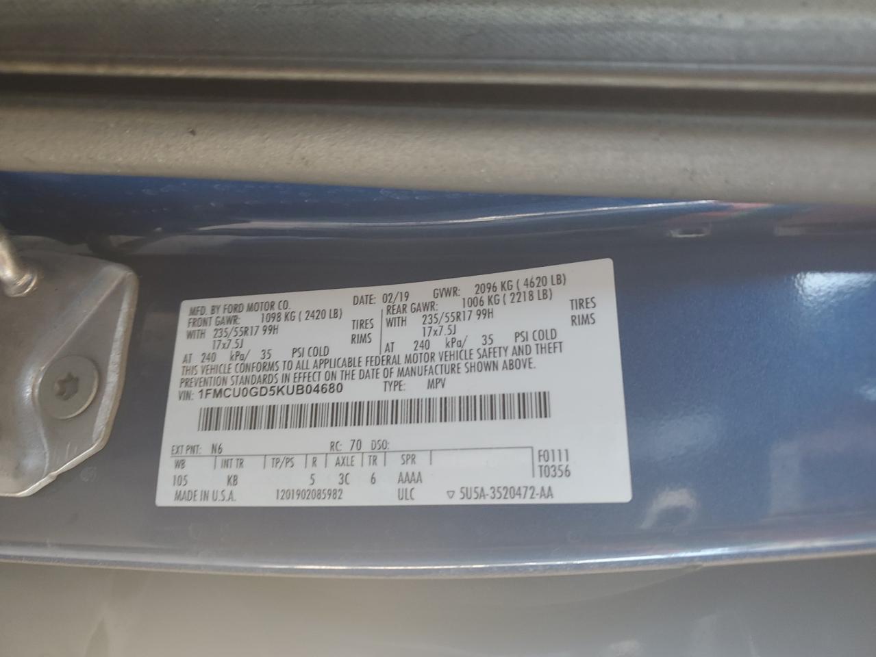 1FMCU0GD5KUB04680 2019 Ford Escape Se