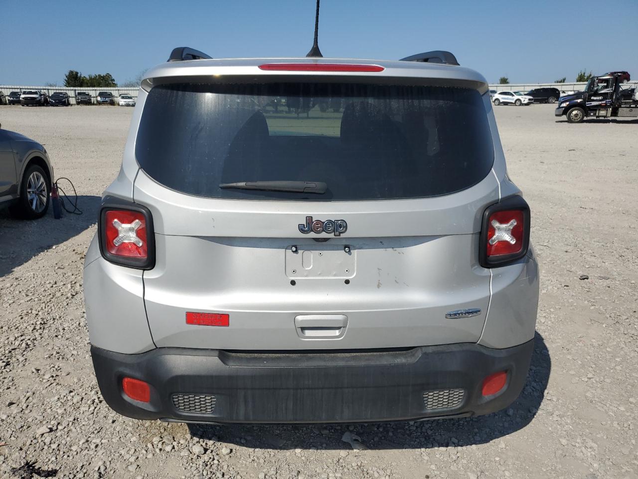 2018 Jeep Renegade Latitude VIN: ZACCJABB1JPH00328 Lot: 71934354