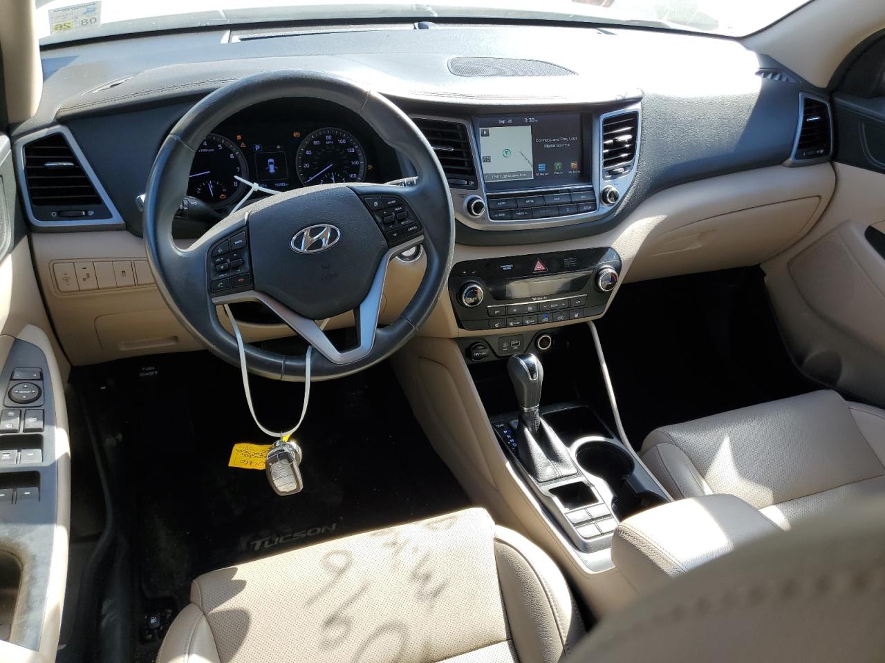 KM8J33A48JU715452 2018 Hyundai Tucson Sel