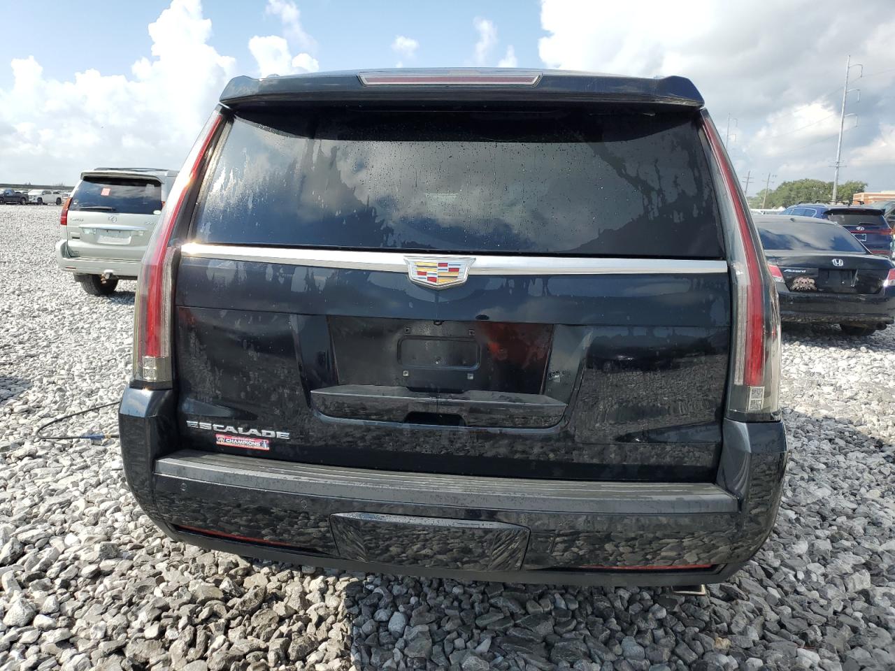 1GYS3DKJ5GR105128 2016 Cadillac Escalade Platinum