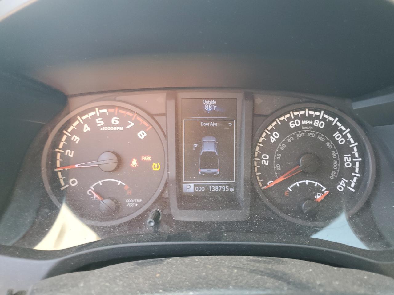 2018 Toyota Tacoma - Image 9