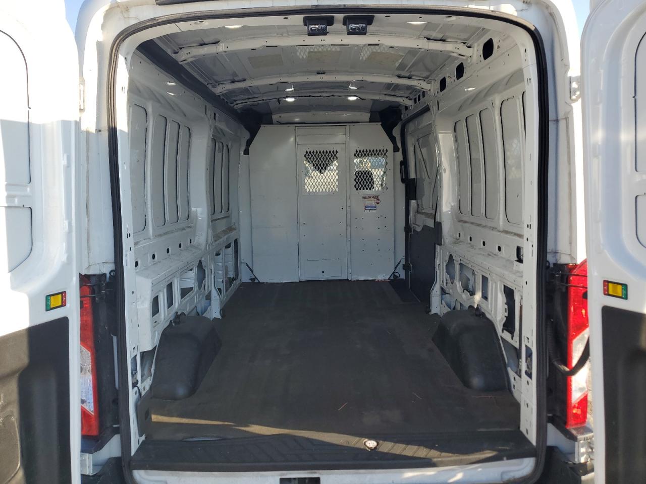 2020 Ford Transit T-250 VIN: 1FTBR1C82LKB74814 Lot: 71786194