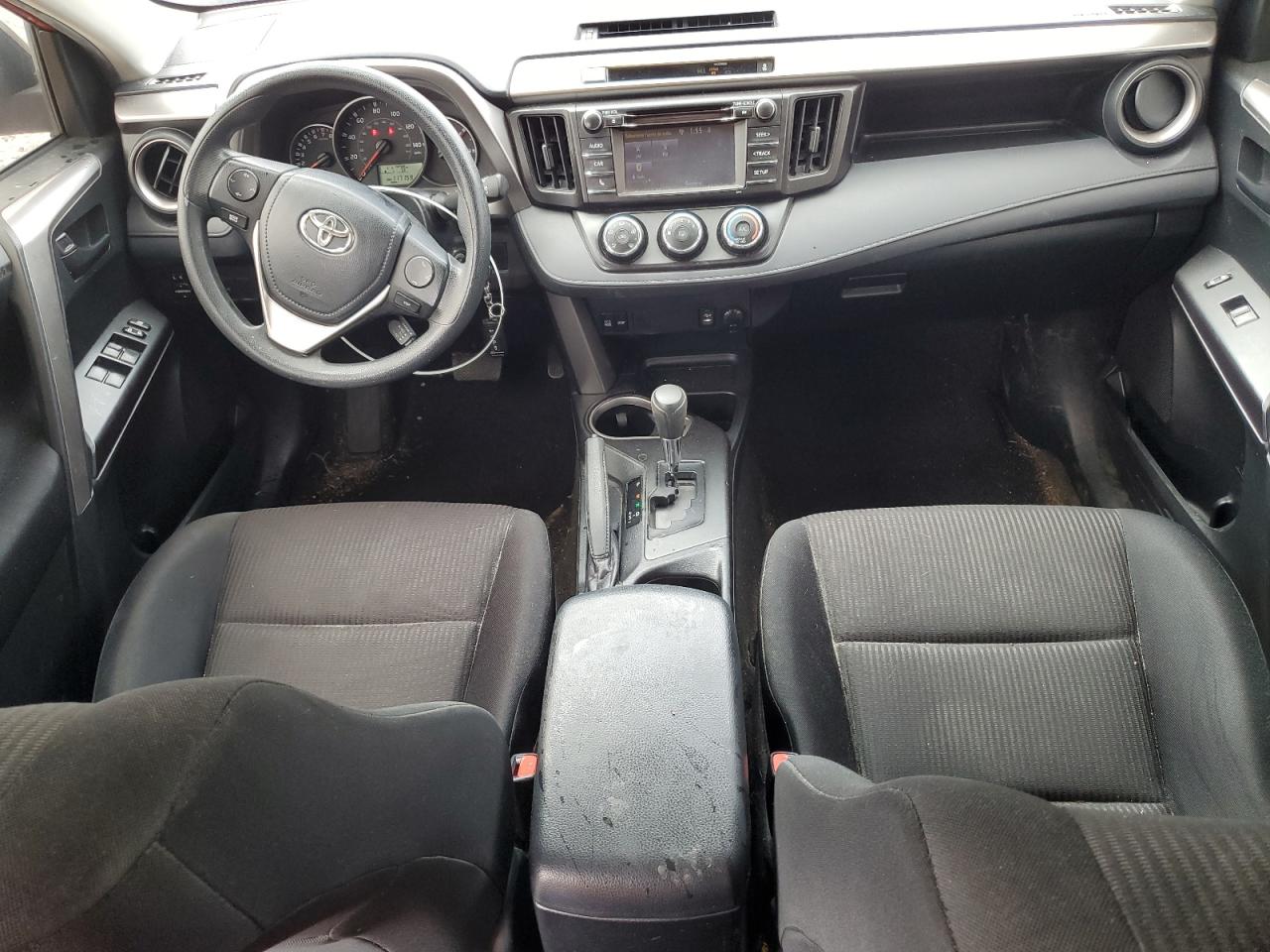 JTMZFREV0GJ082427 2016 Toyota Rav4 Le