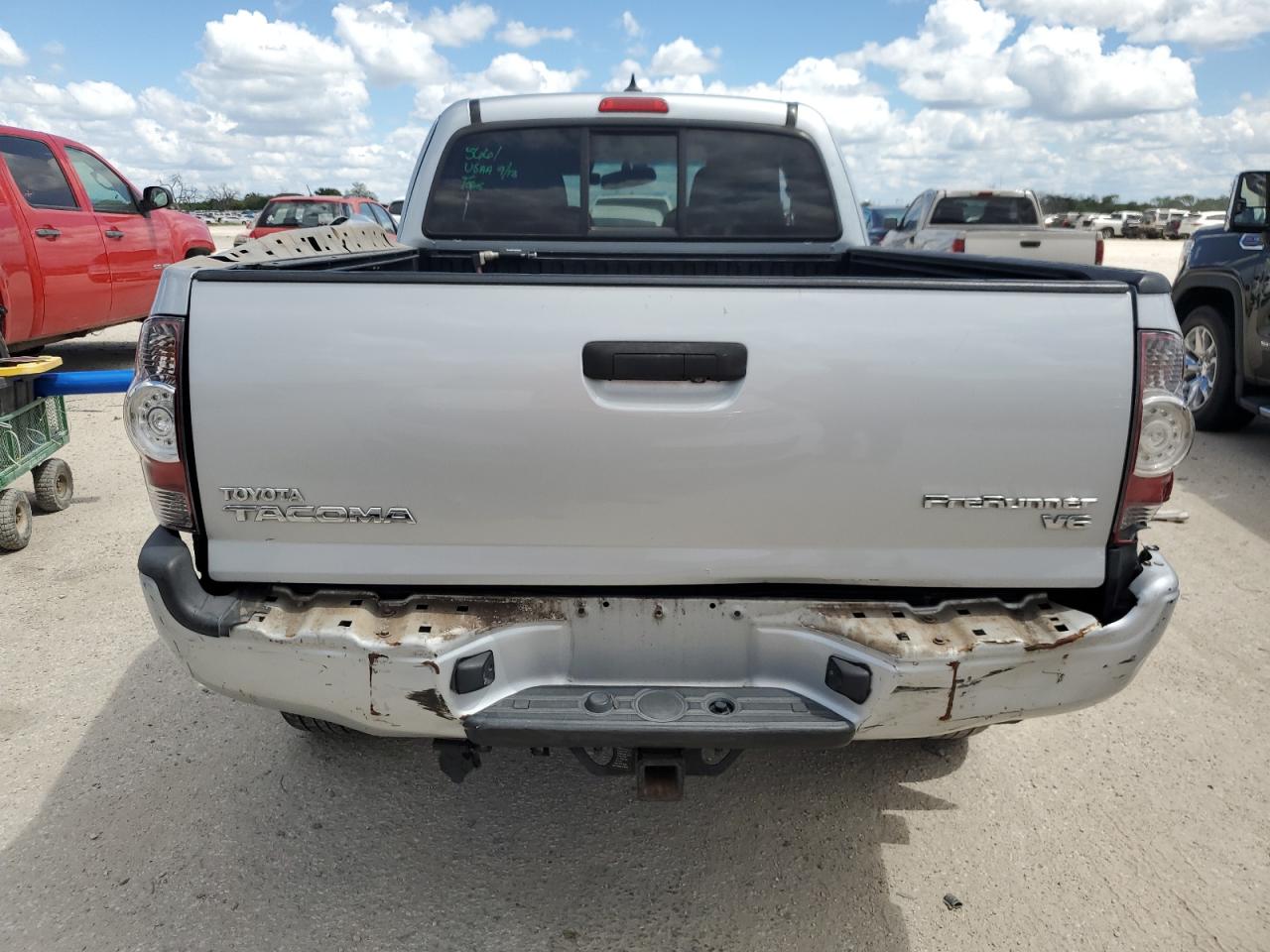 5TFTU4GN2CX020126 2012 Toyota Tacoma Prerunner Access Cab