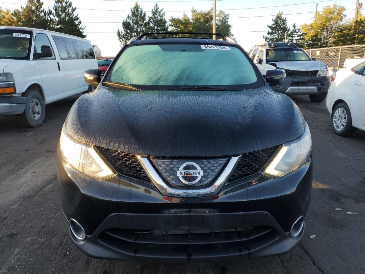 2018 Nissan Rogue - Image 5