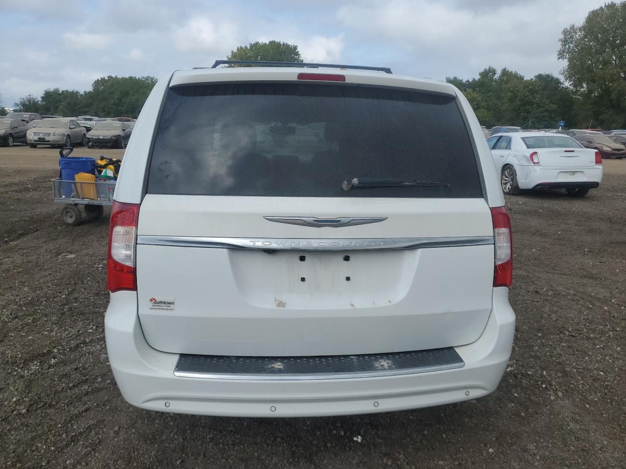 2C4RC1CG7FR573411 2015 Chrysler Town & Country Touring L