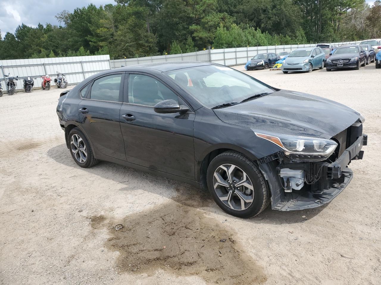 3KPF24AD5ME279889 2021 Kia Forte Fe