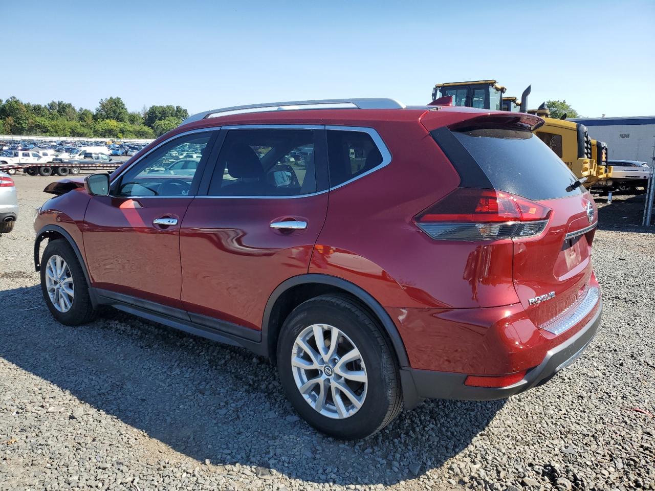 5N1AT2MT4JC835722 2018 NISSAN ROGUE - Image 2