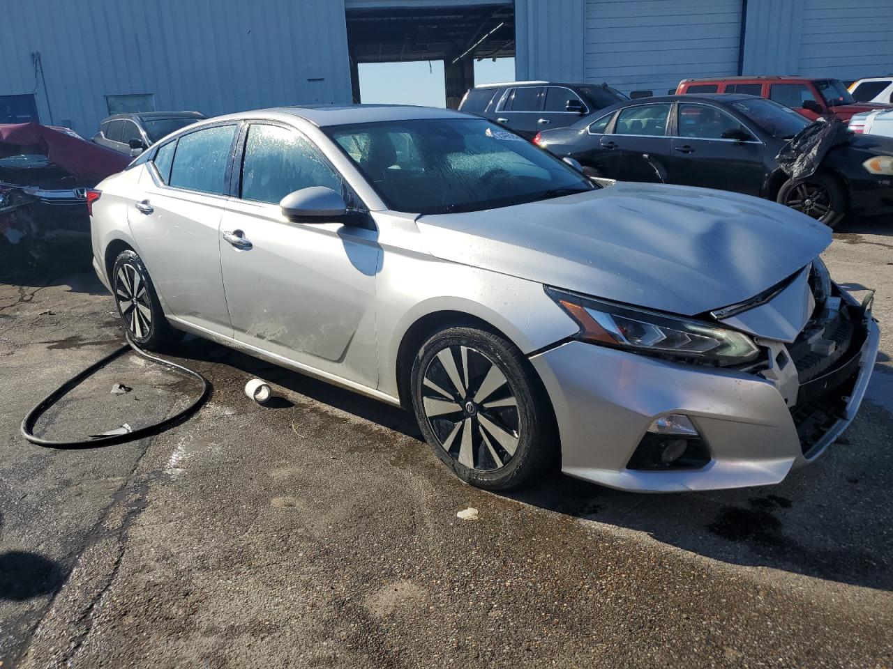 2020 Nissan Altima - Image 4