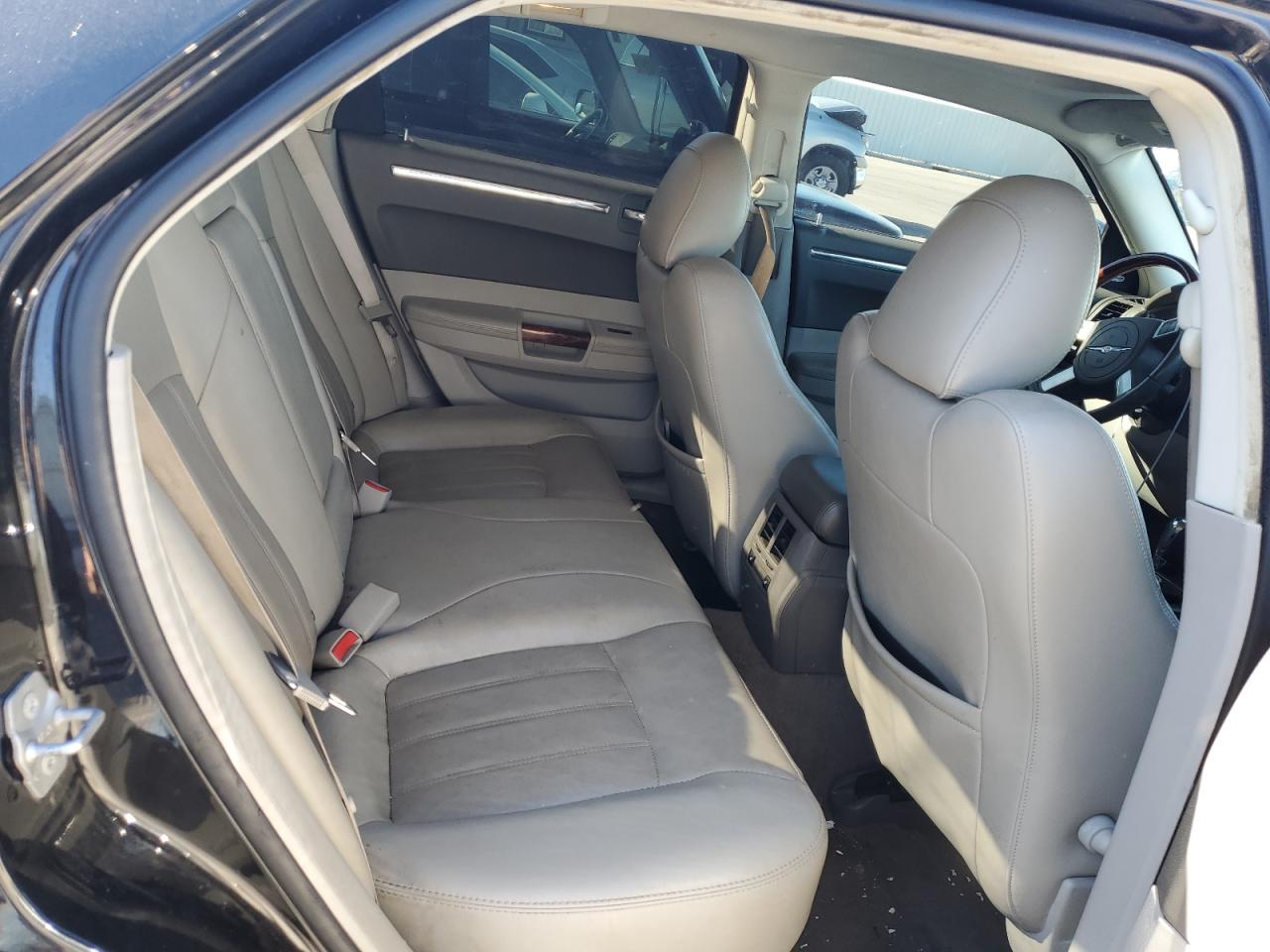 2010 Chrysler 300C VIN: 2C3CK6CTXAH129090 Lot: 73020144