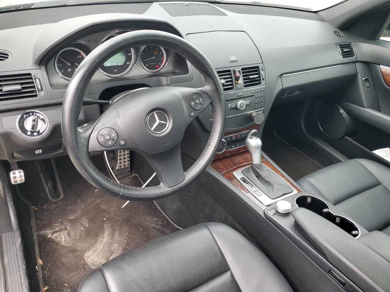 WDDGF54XX9R077460 2009 Mercedes-Benz C 300