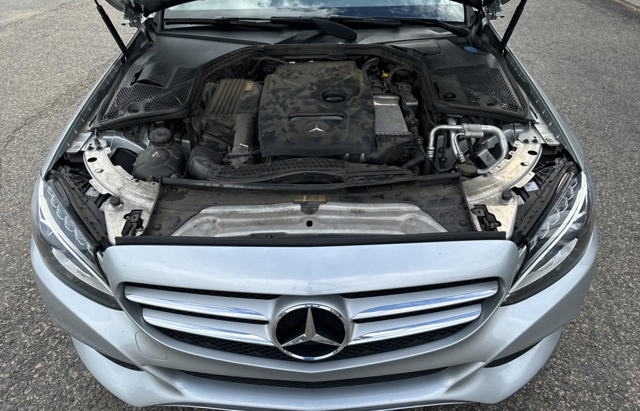 WDDWF4KB7JR343504 2018 Mercedes-Benz C 300 4Matic