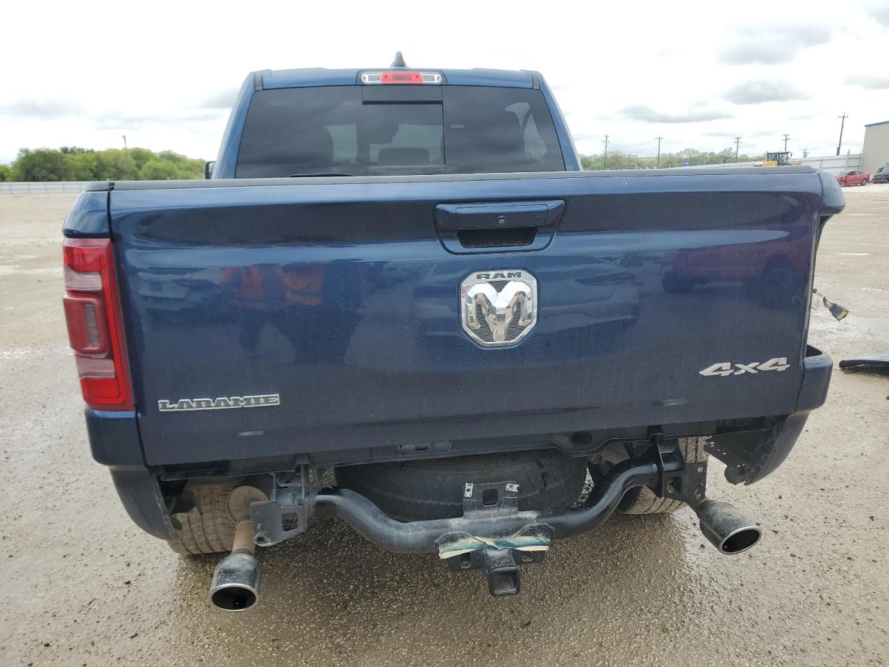 1C6SRFJT5MN800190 2021 Ram 1500 Laramie