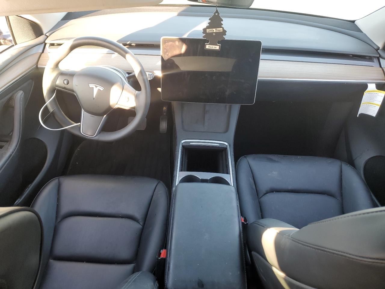 7SAYGDEE1PF827580 2023 Tesla Model Y