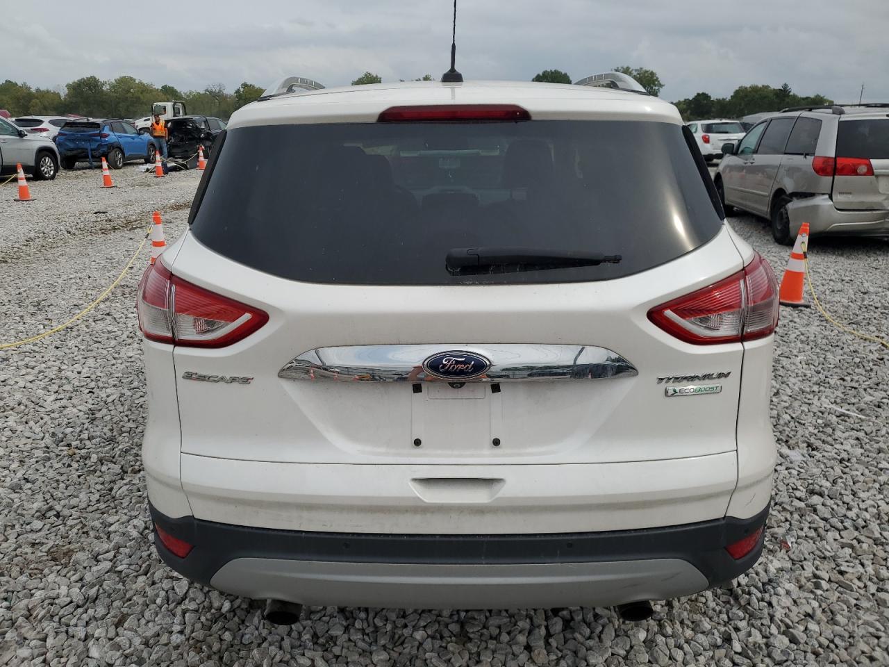 1FMCU0J98FUA60457 2015 Ford Escape Titanium