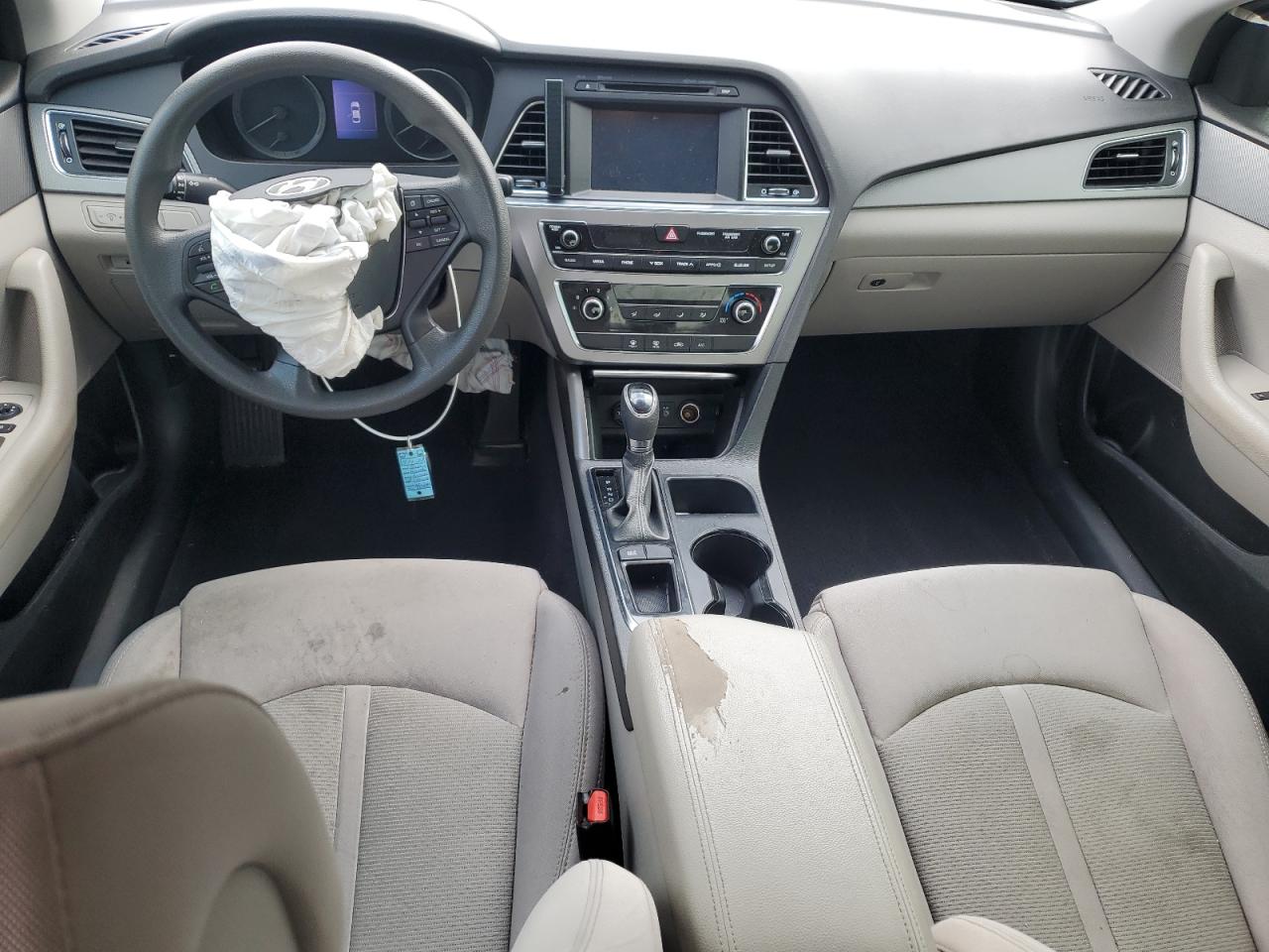 2016 Hyundai Sonata - Image 8