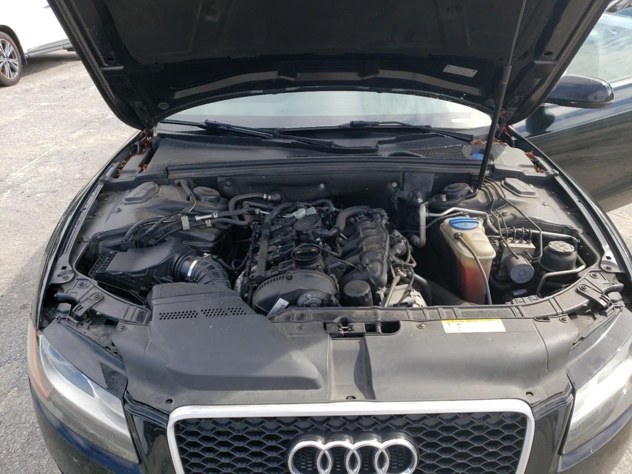 WAULFAFR9AA049682 2010 Audi A5 Premium Plus