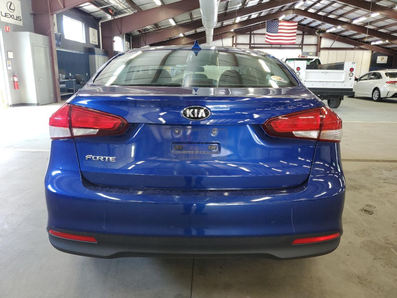 2017 Kia Forte Lx VIN: 3KPFK4A70HE027385 Lot: 71711374