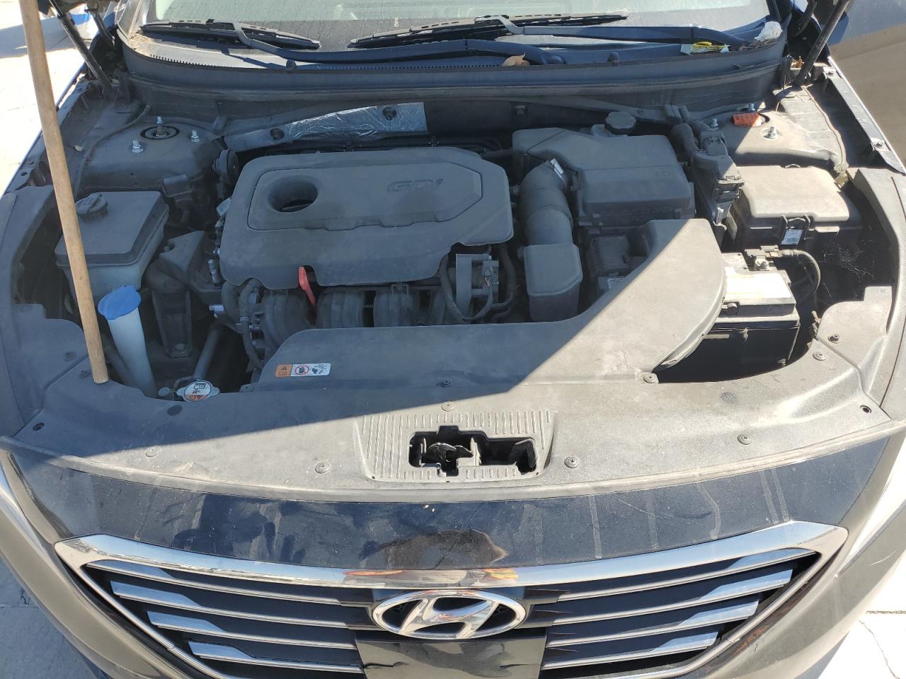 2015 Hyundai Sonata - Image 11
