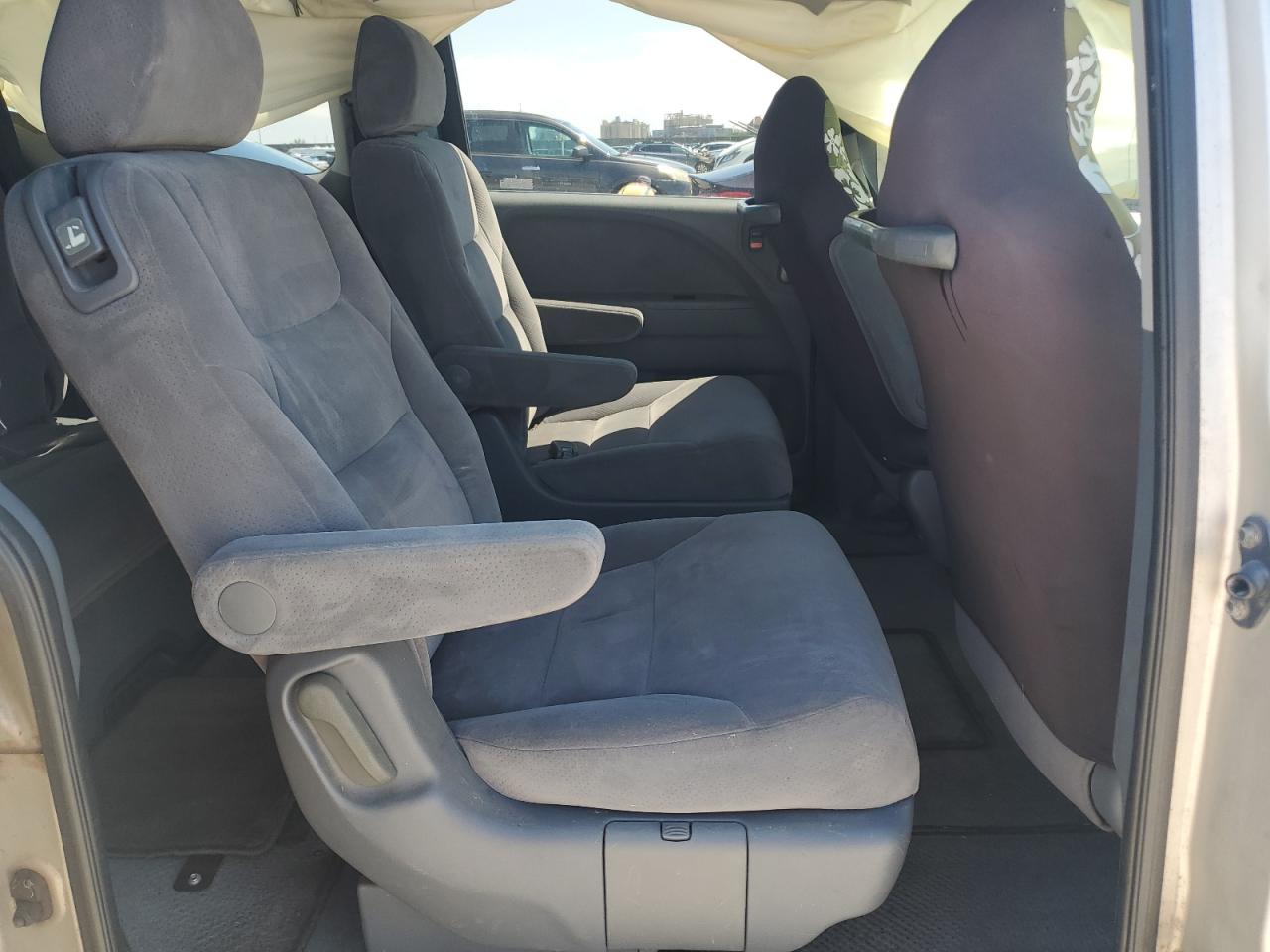 5FNRL38265B098868 2005 Honda Odyssey Lx