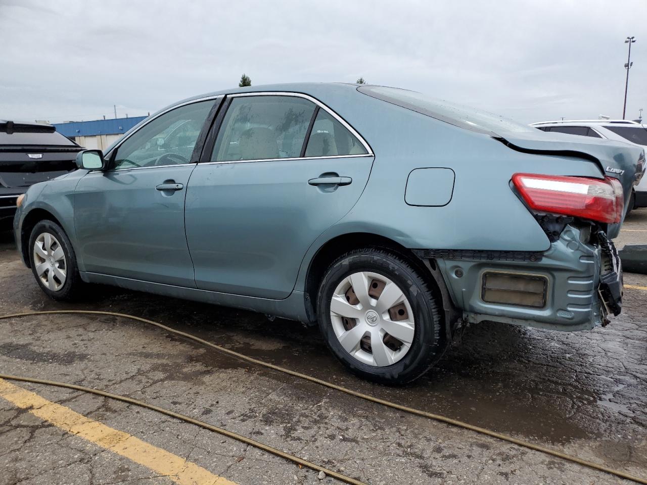 2009 Toyota Camry - Image 2