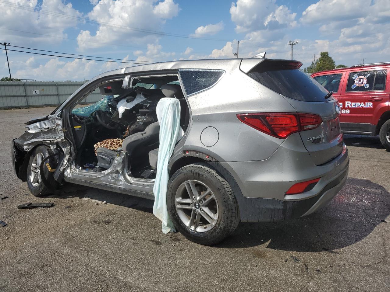 2017 Hyundai Santa Fe - Image 2
