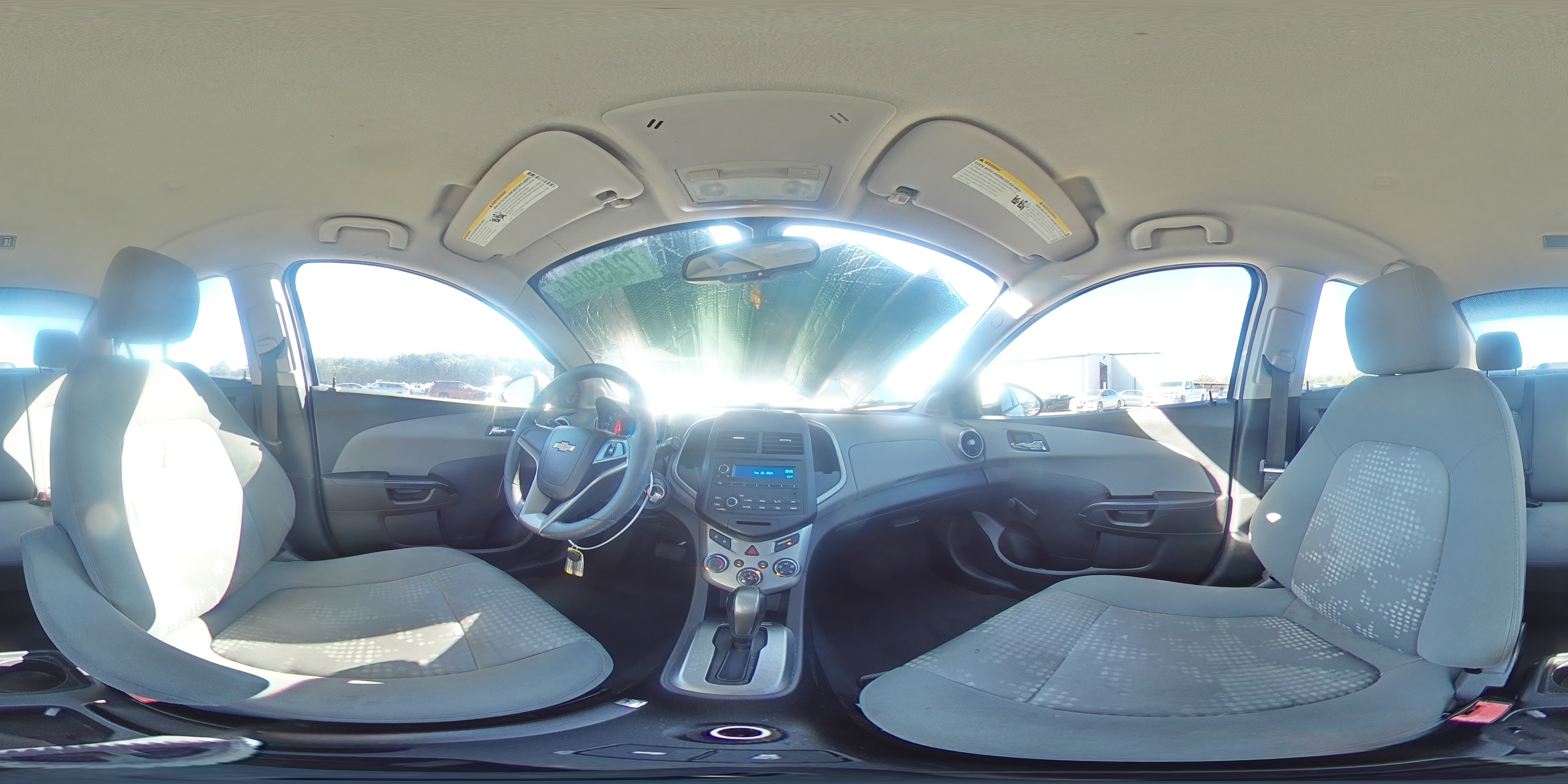 2014 Chevrolet Sonic - Image 13