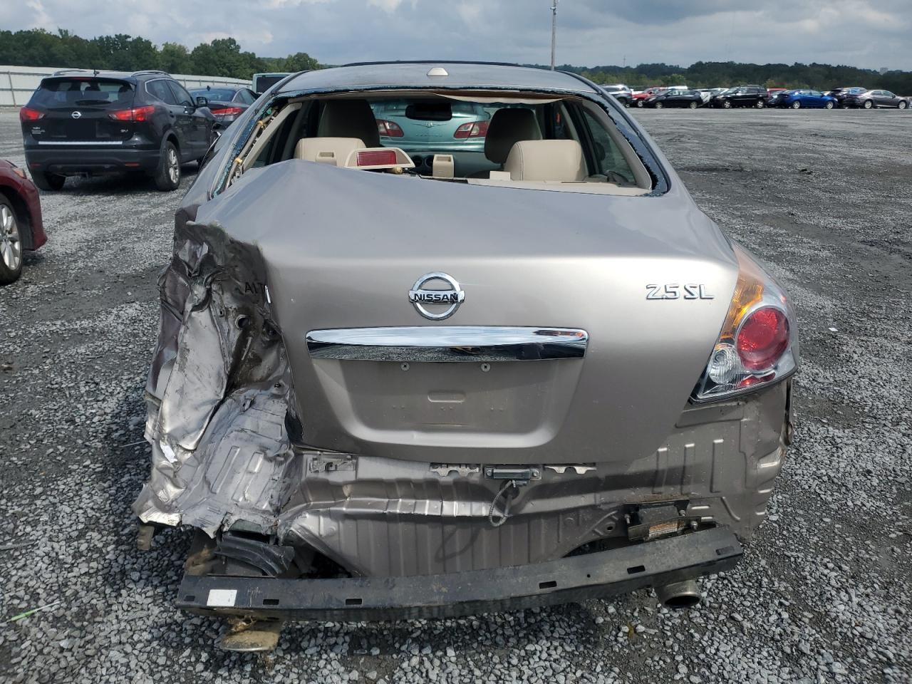 2012 Nissan Altima - Image 6