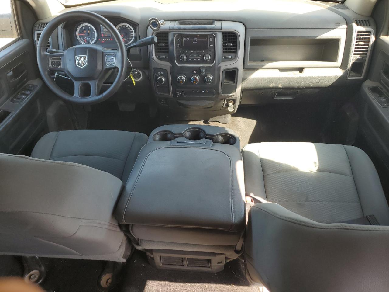 2014 Ram 3500 St VIN: 3C63RRGLXEG165782 Lot: 70338074