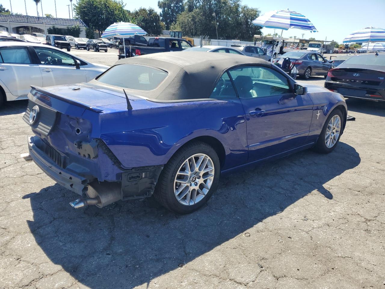 2013 Ford Mustang - Image 3