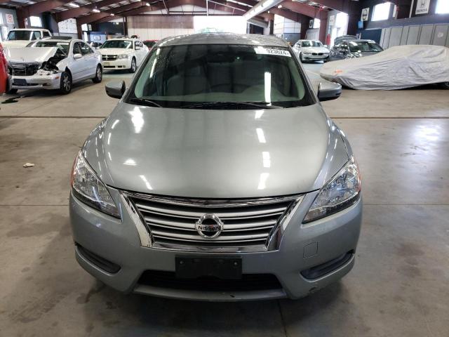 Sedans NISSAN SENTRA 2013 Srebrny