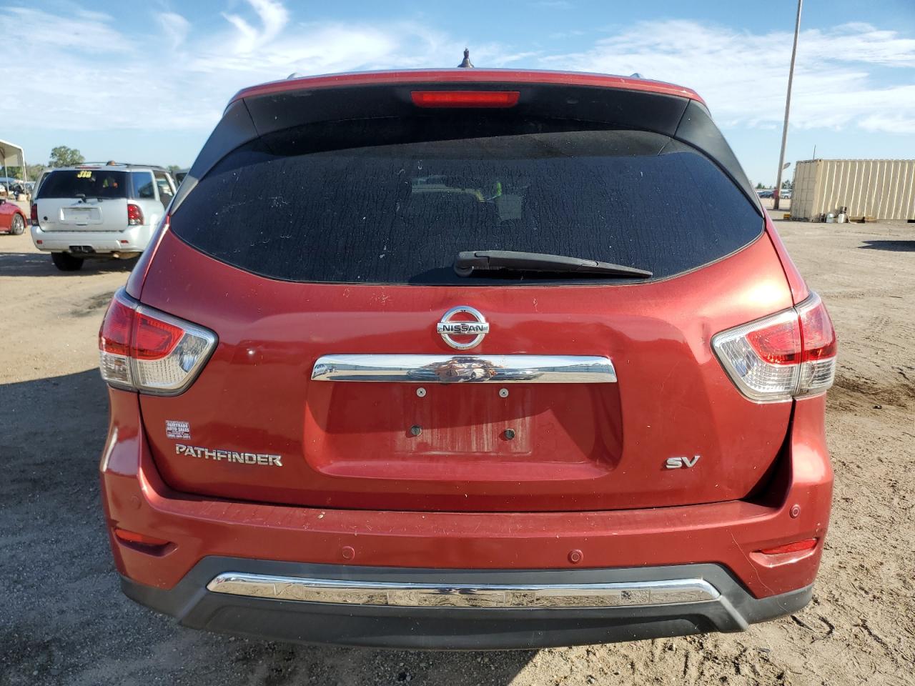 2014 Nissan Pathfinder S VIN: 5N1AR2MN4EC613493 Lot: 70870044