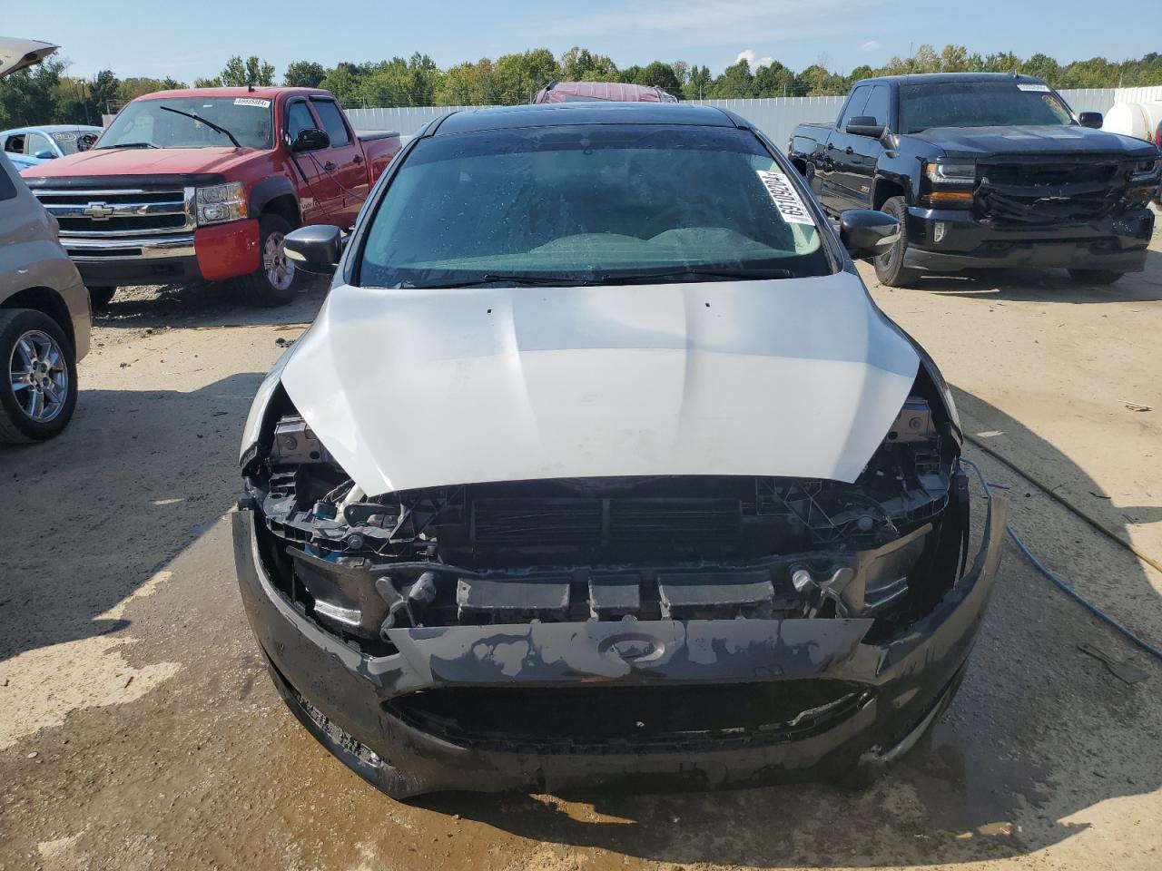 VIN 1FADP3K21GL217147 2016 FORD FOCUS no.5