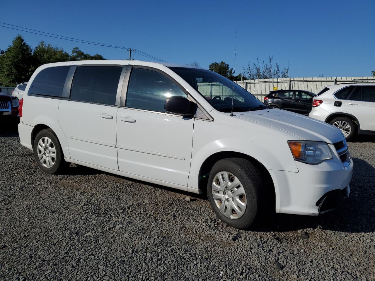 2016 Dodge Caravan - Image 4