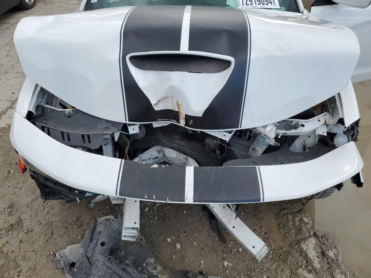 2019 Dodge Charger - Image 13
