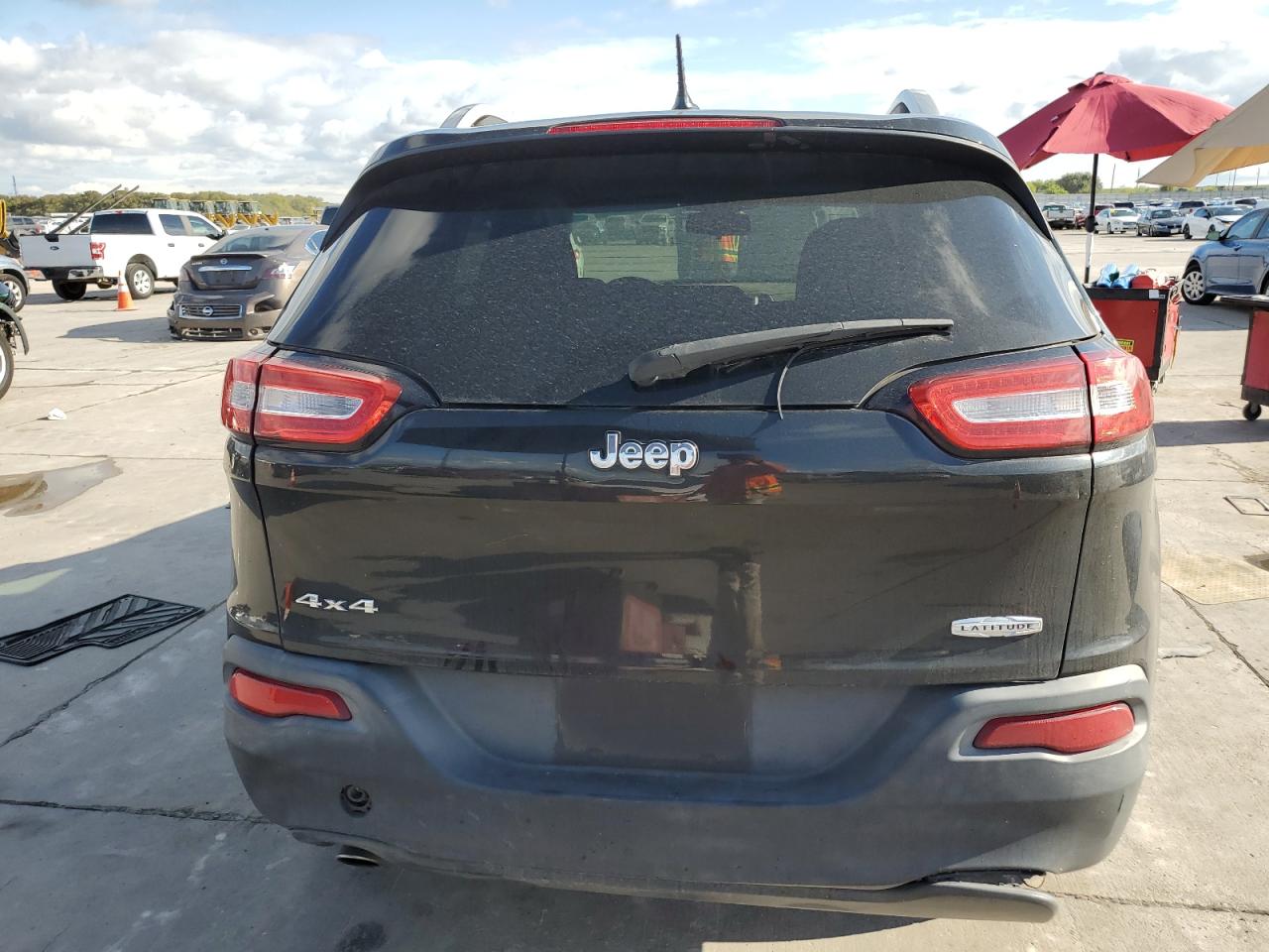 1C4PJMCB8EW226825 2014 Jeep Cherokee Latitude