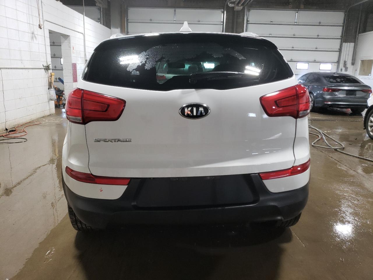 KNDPBCAC9F7679477 2015 Kia Sportage Lx