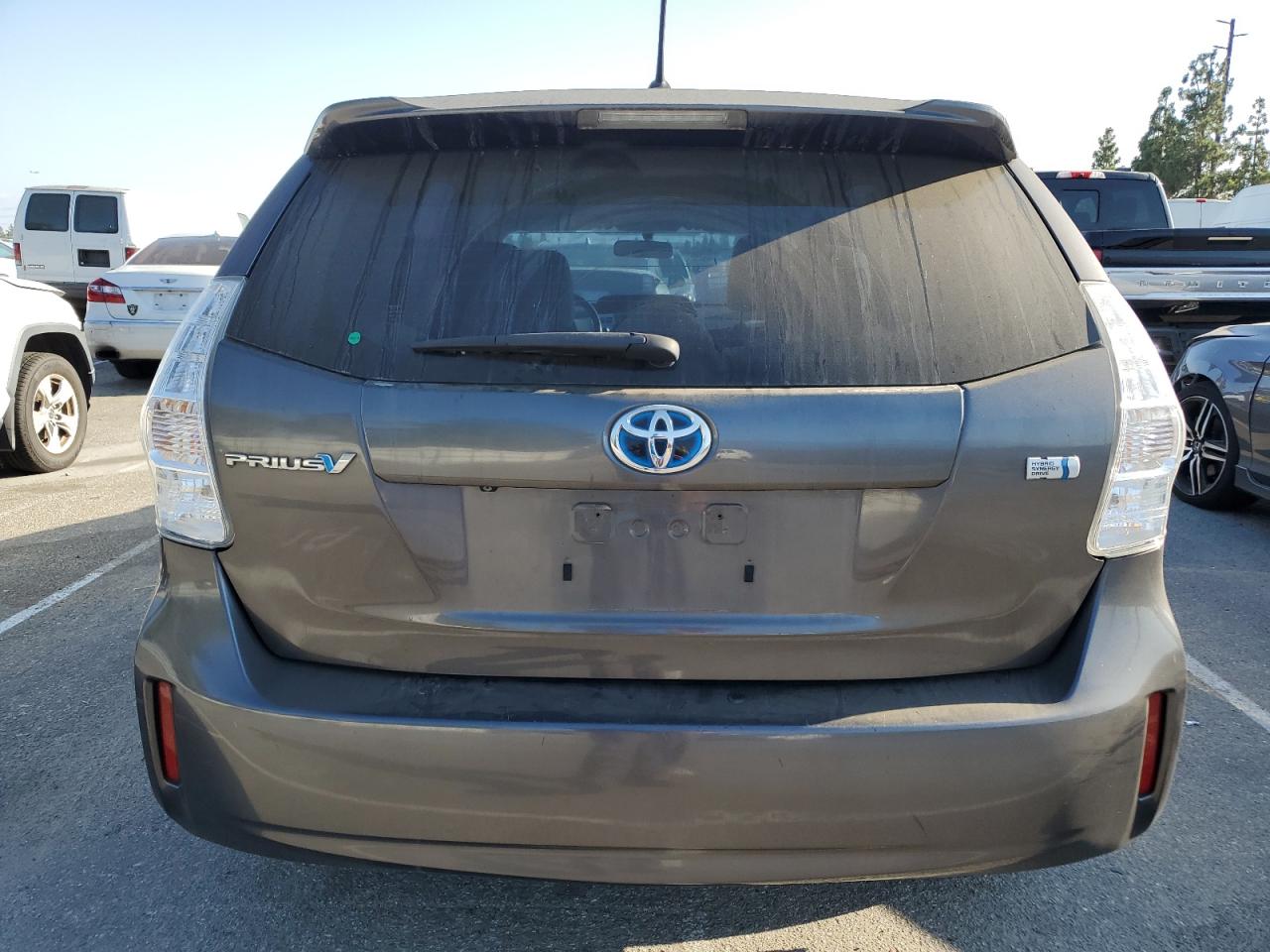 JTDZN3EU2EJ003974 2014 Toyota Prius V