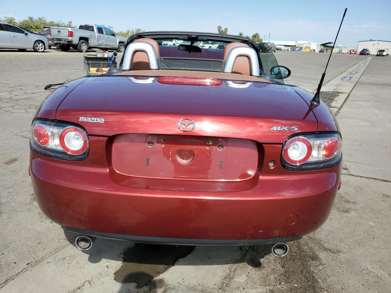 2008 Mazda Mx-5 Miata VIN: JM1NC25F580142250 Lot: 72083264