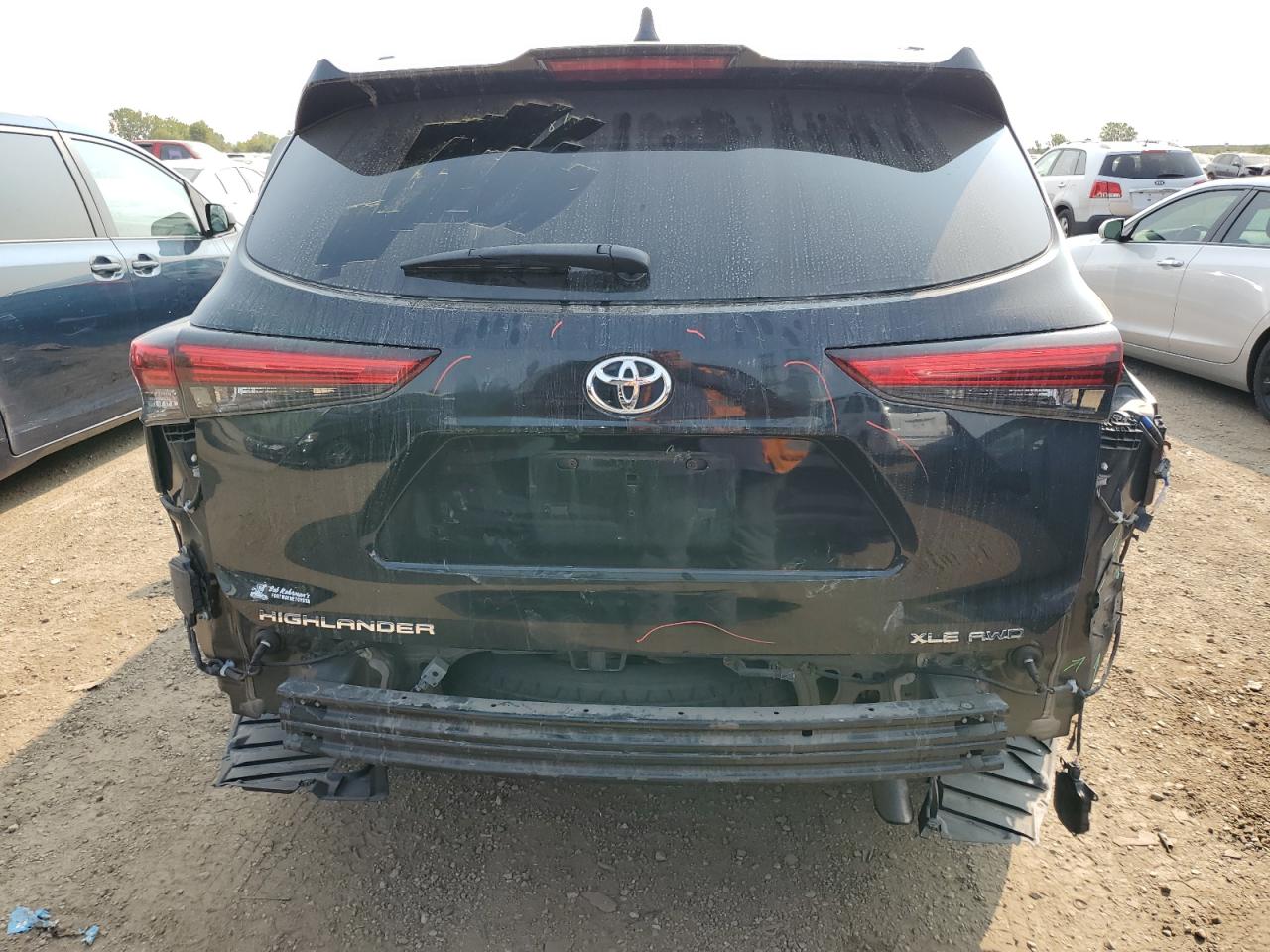 5TDGZRBH0LS024179 2020 Toyota Highlander Xle