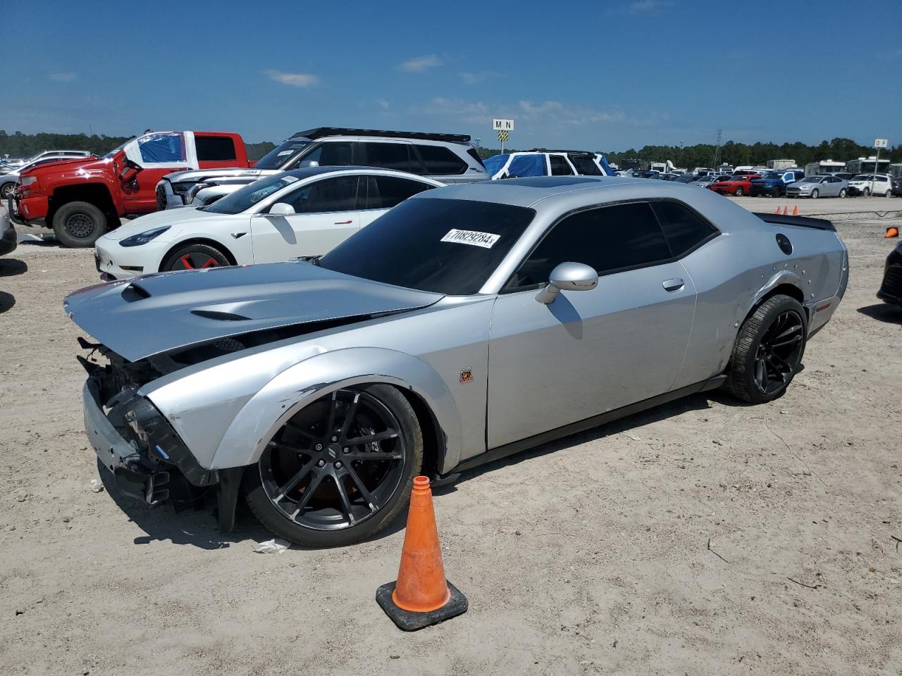 2C3CDZFJ8PH695960 2023 DODGE CHALLENGER - Image 1