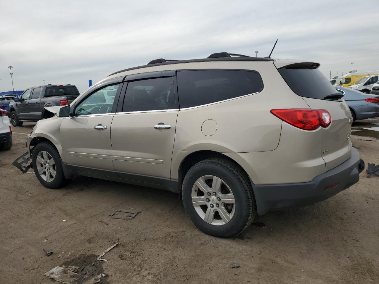 2011 Chevrolet Traverse - Image 2