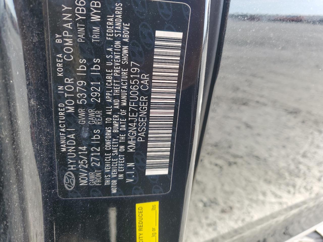 2015 Hyundai Genesis 3.8L VIN: KMHGN4JE7FU065197 Lot: 71157304