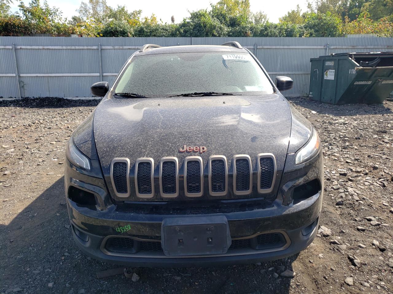 2017 Jeep Grand Cherokee - Image 5