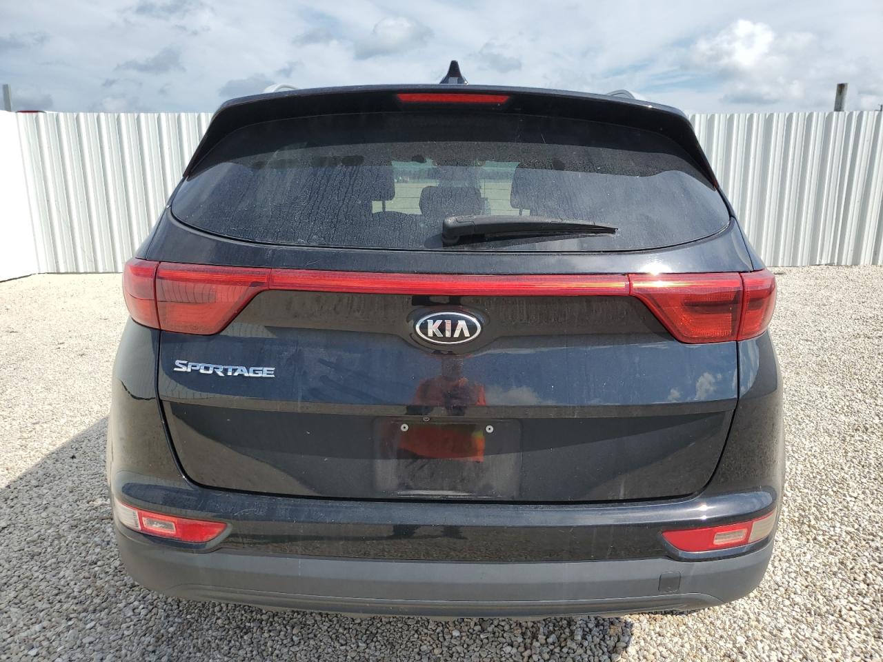 KNDPMCAC6J7374182 2018 Kia Sportage Lx