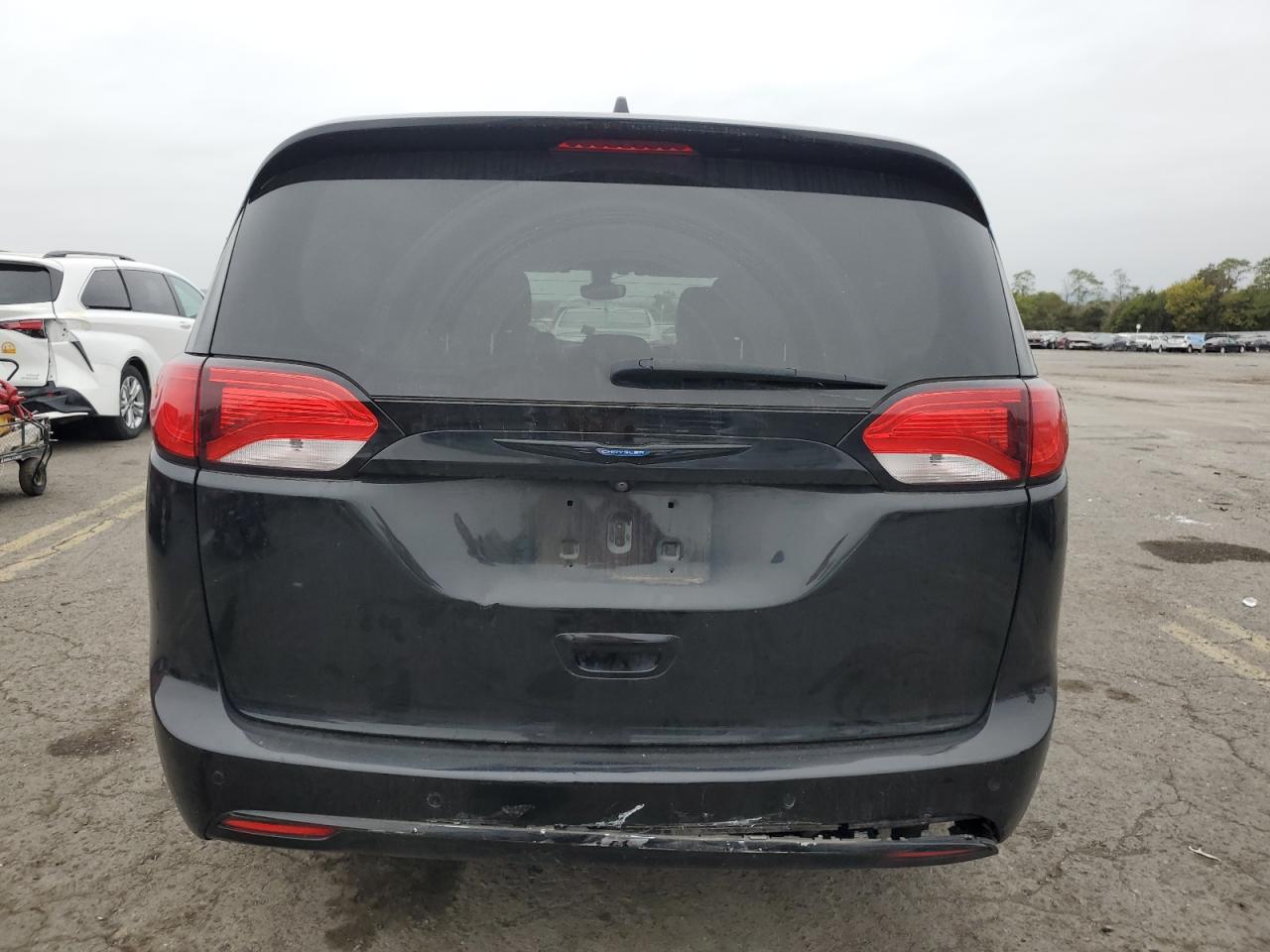 2C4RC1EG3HR713275 2017 Chrysler Pacifica Touring L Plus